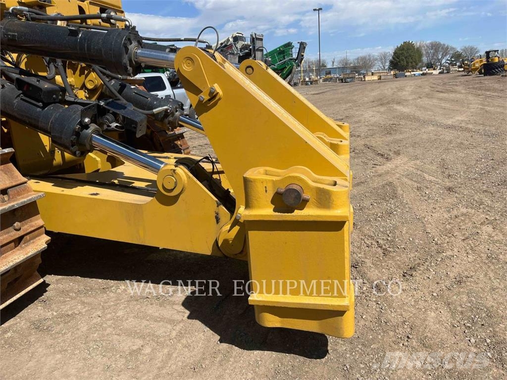 CAT D10T2 Crawler dozers