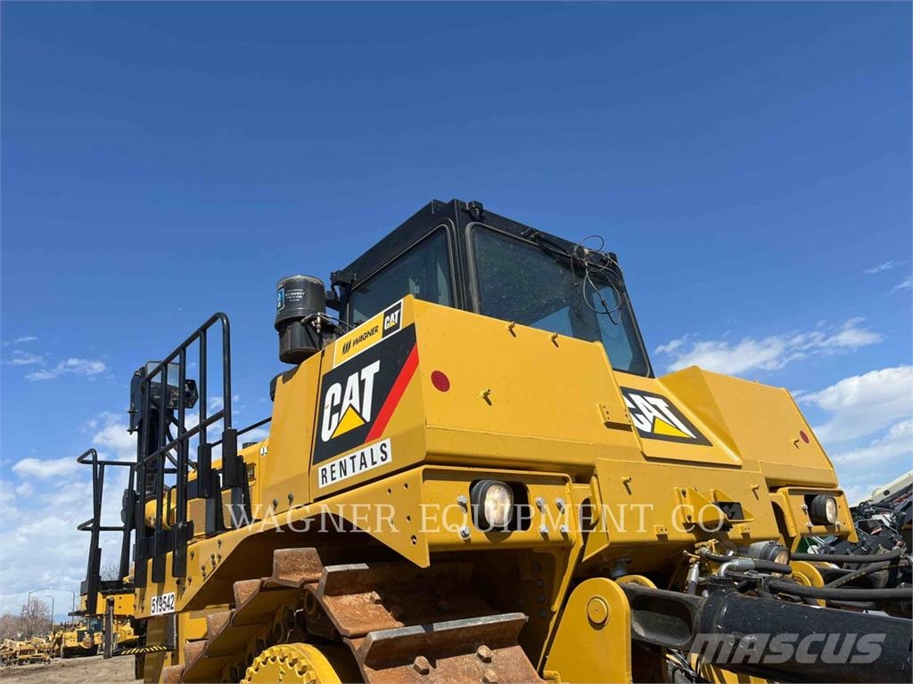 CAT D10T2 Crawler dozers