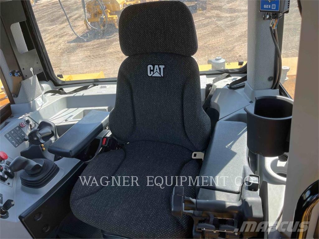 CAT D10T2 Crawler dozers