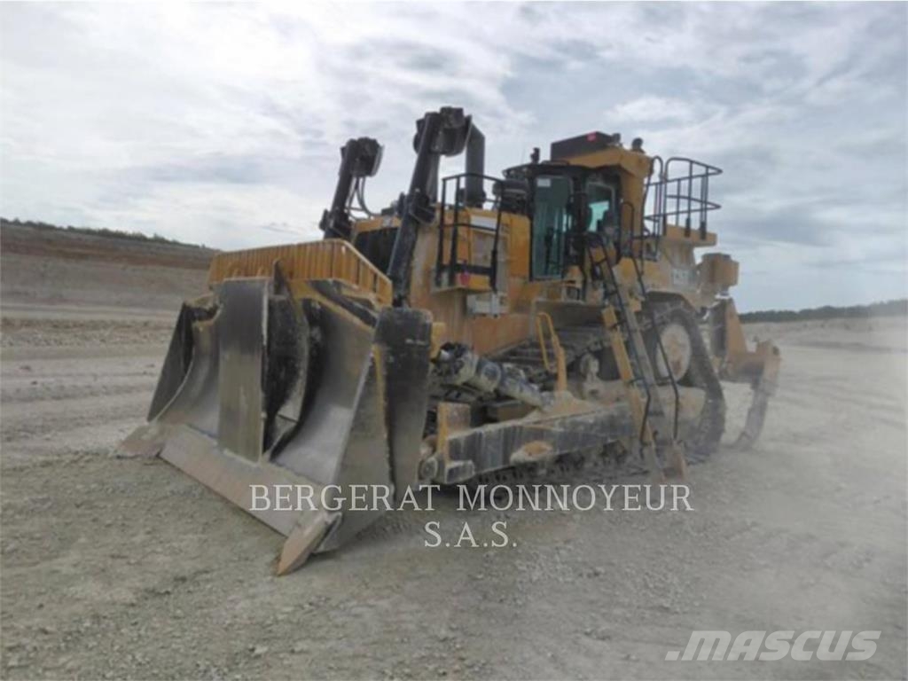 CAT D10T2 履帶推土機