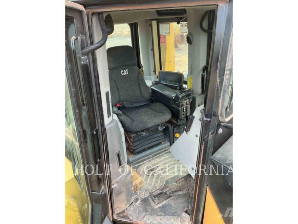 CAT D10T2 3W Bulldozer