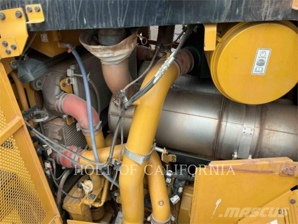 CAT D10T2 3W Bulldozer