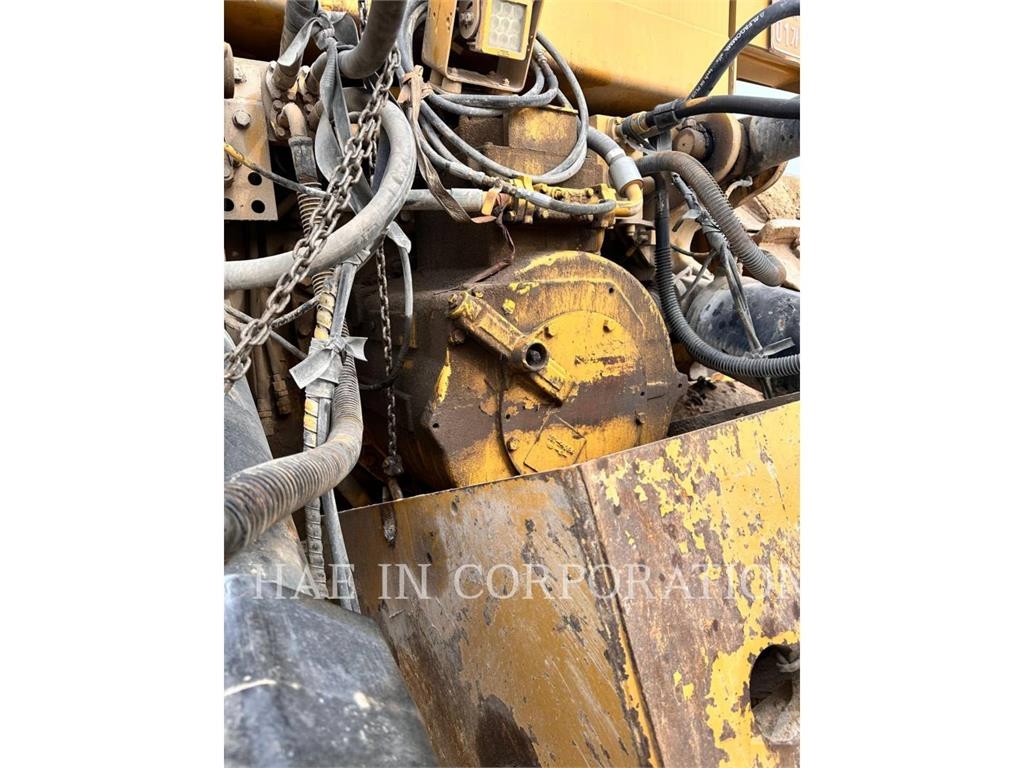 CAT D11R 履帶推土機