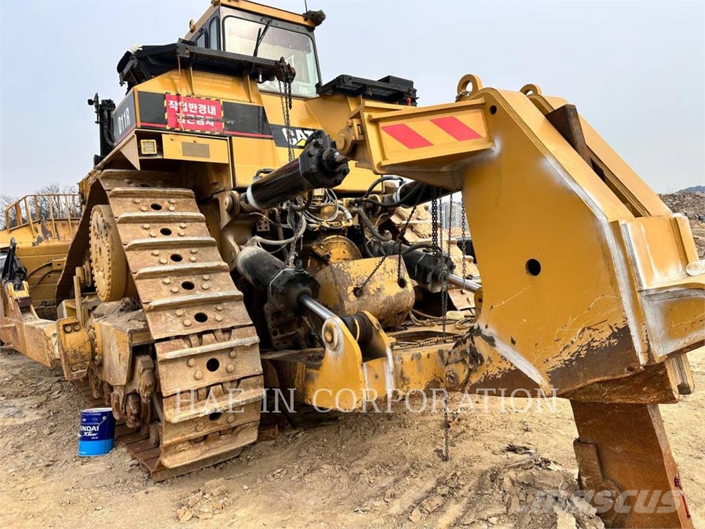 CAT D11R 履帶推土機