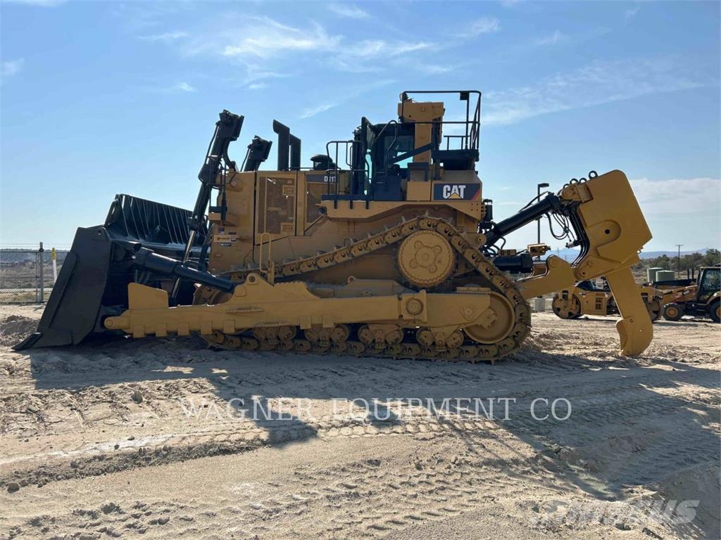 CAT D11T Pásové dozéry
