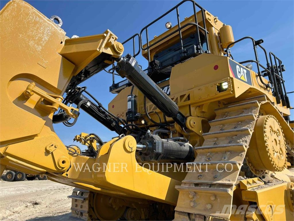 CAT D11T Pásové dozéry