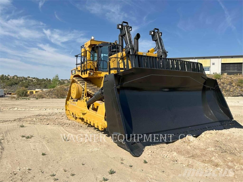 CAT D11T Pásové dozéry