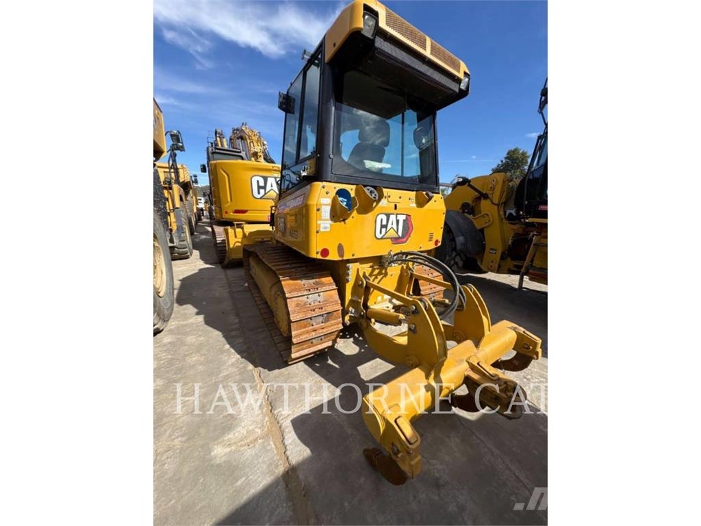 CAT D2 Bulldozer på larvebånd