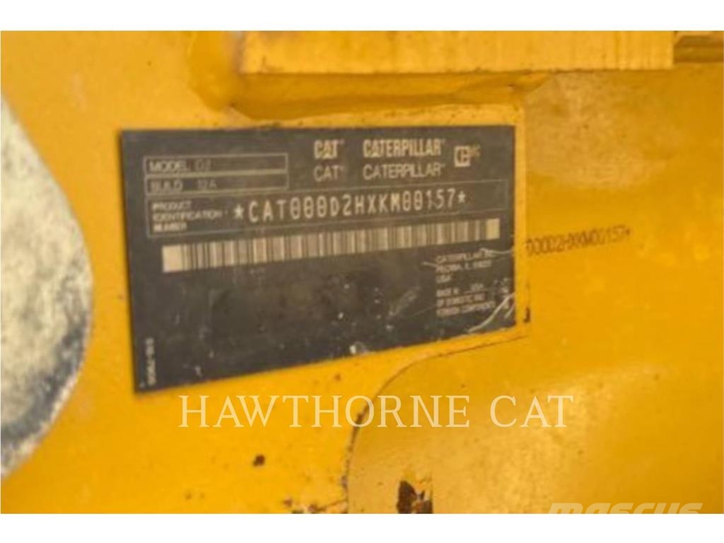 CAT D2 Bulldozer på larvebånd