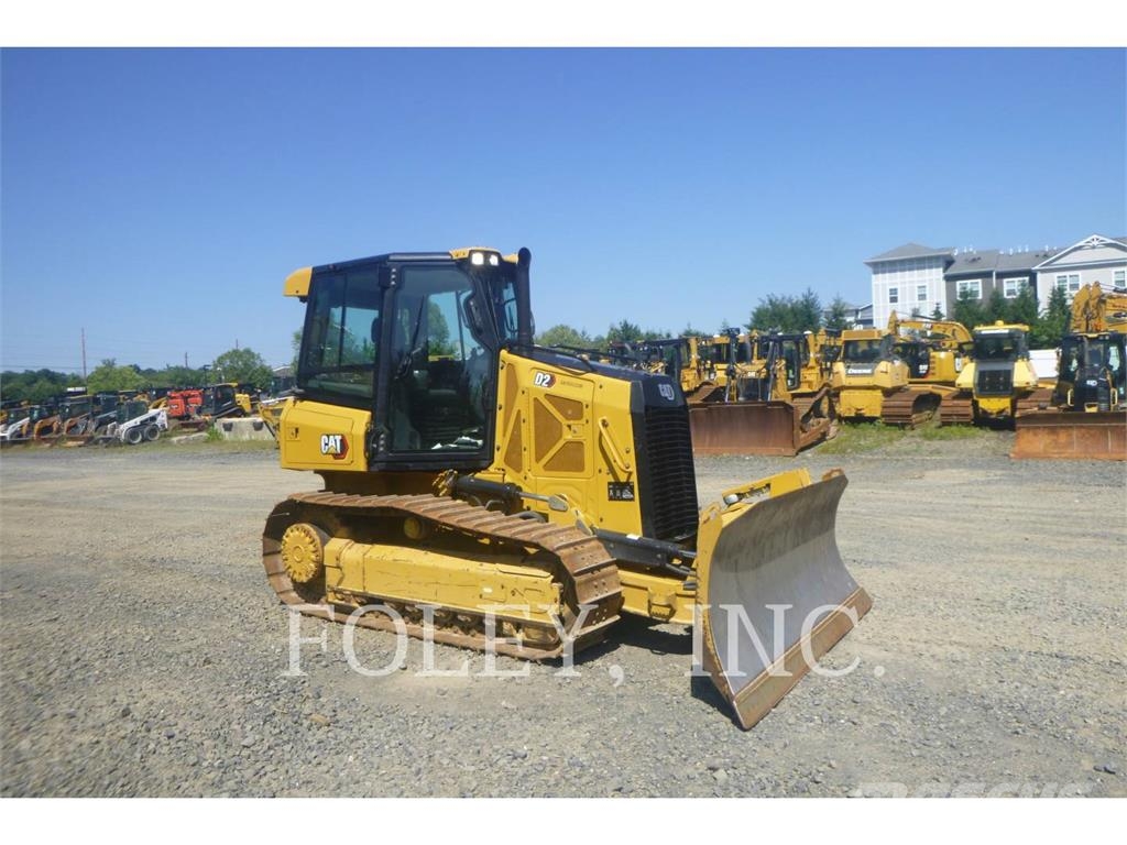 CAT D2-12 Гусеничні бульдозери