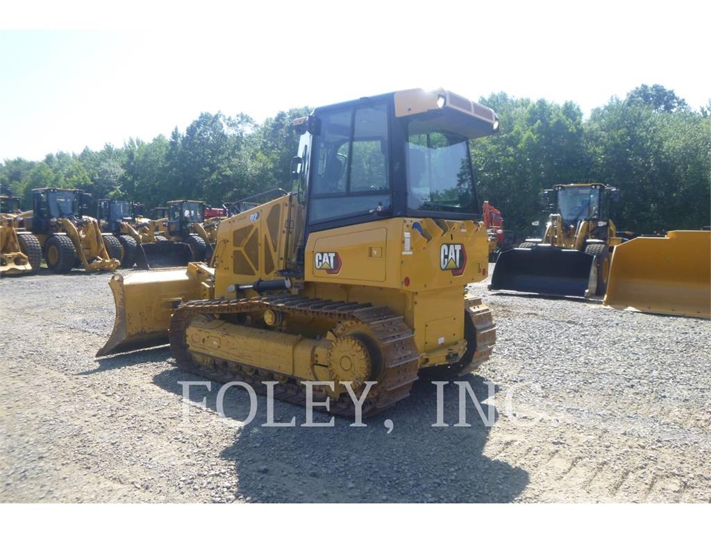 CAT D2-12 Гусеничні бульдозери