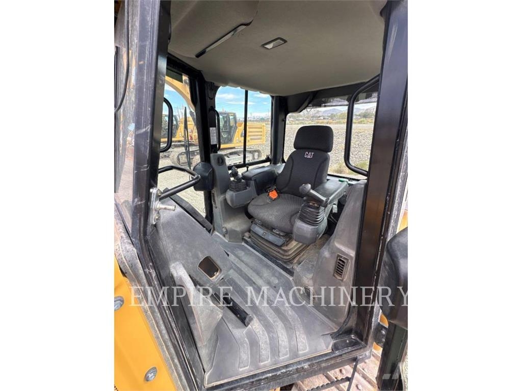 CAT D2-12 ARO Paletli dozerler