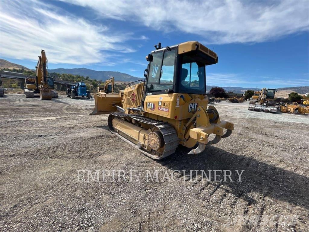CAT D2-12 ARO Buldozer sobre oruga