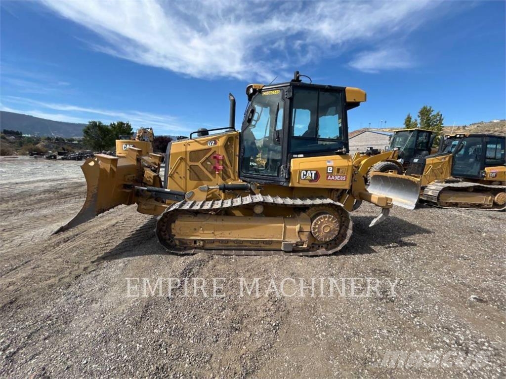 CAT D2-12 ARO Buldozer sobre oruga
