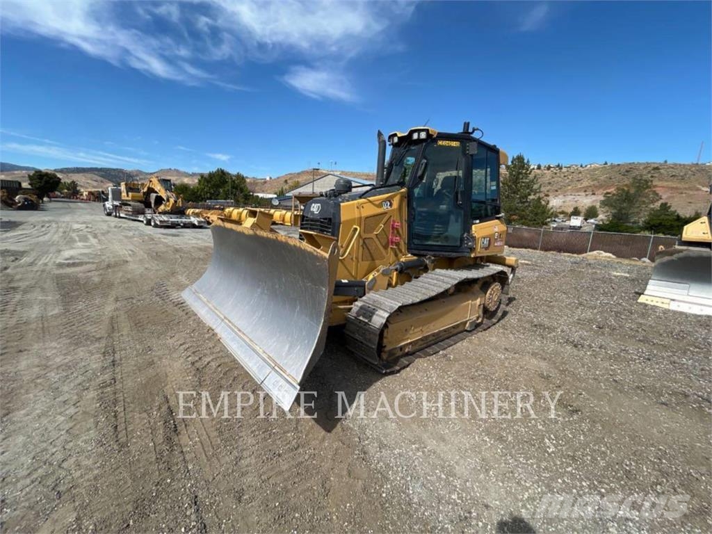 CAT D2-12 ARO Buldozer sobre oruga
