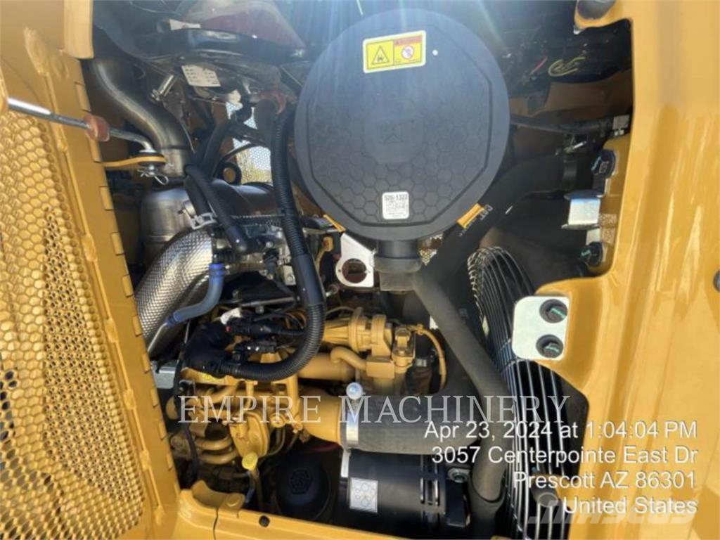 CAT D2-12 ARO Buldožerji goseničarji