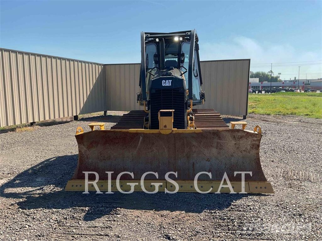 CAT D2 LGP AAG Buldožeri gusjeničari