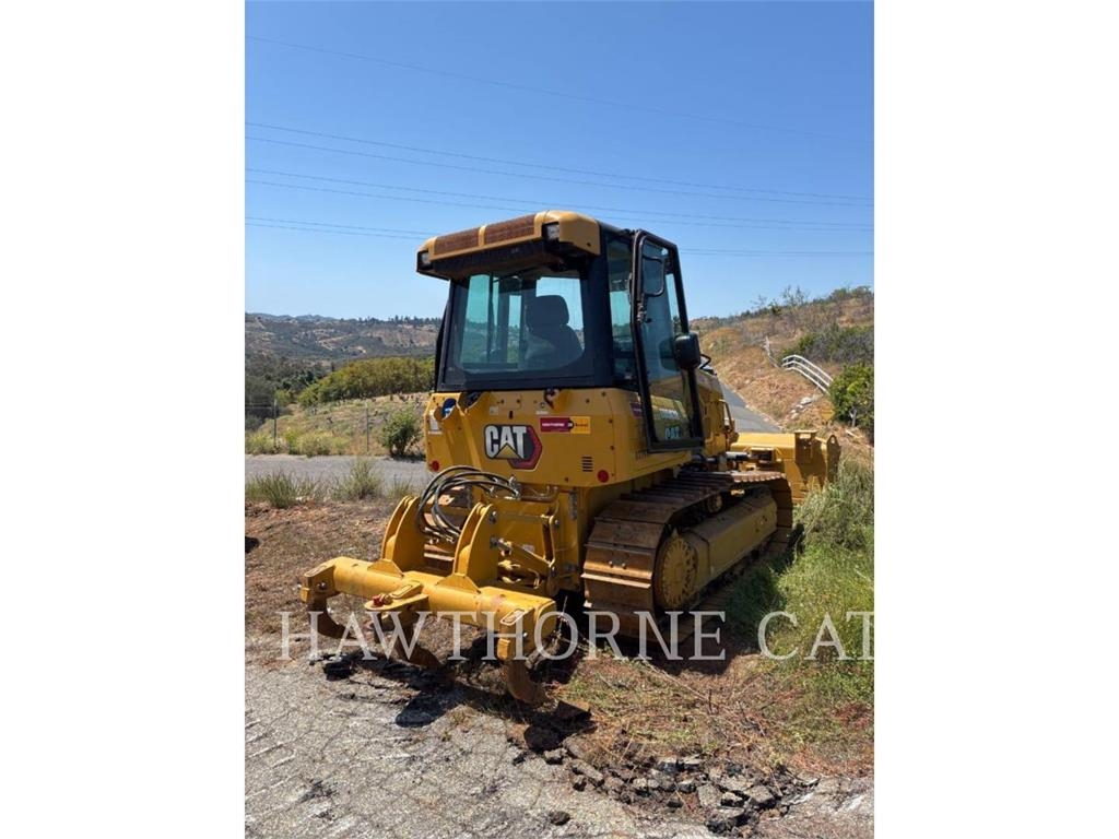 CAT D2 SL Crawler dozers