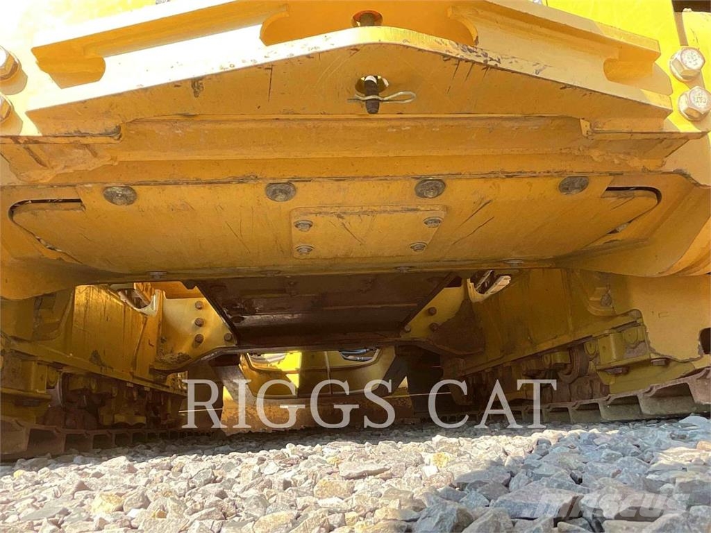 CAT D212LGP Buldožerji goseničarji
