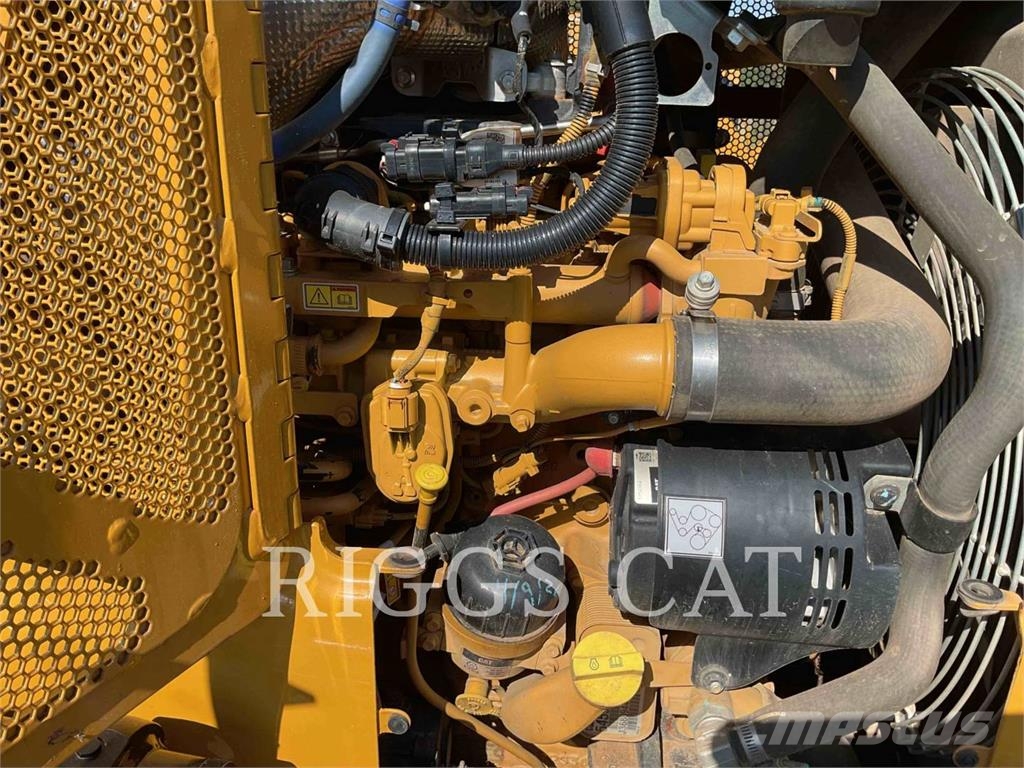 CAT D212LGP Buldožerji goseničarji