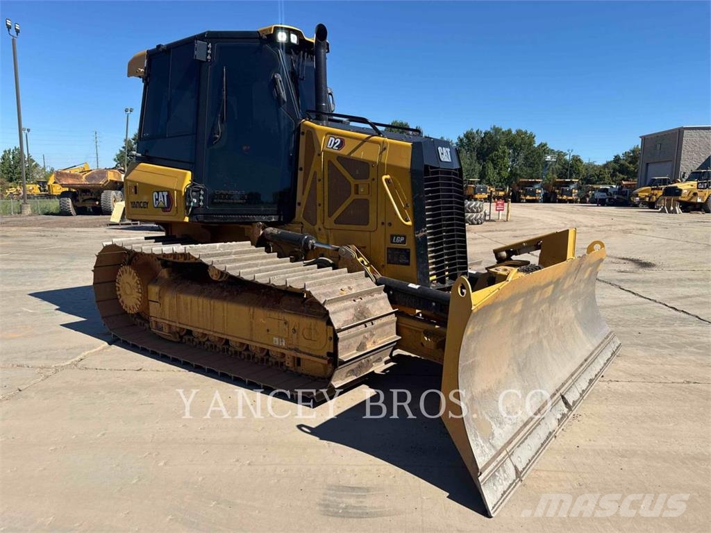 CAT D212LGP lánctalpas dózerek