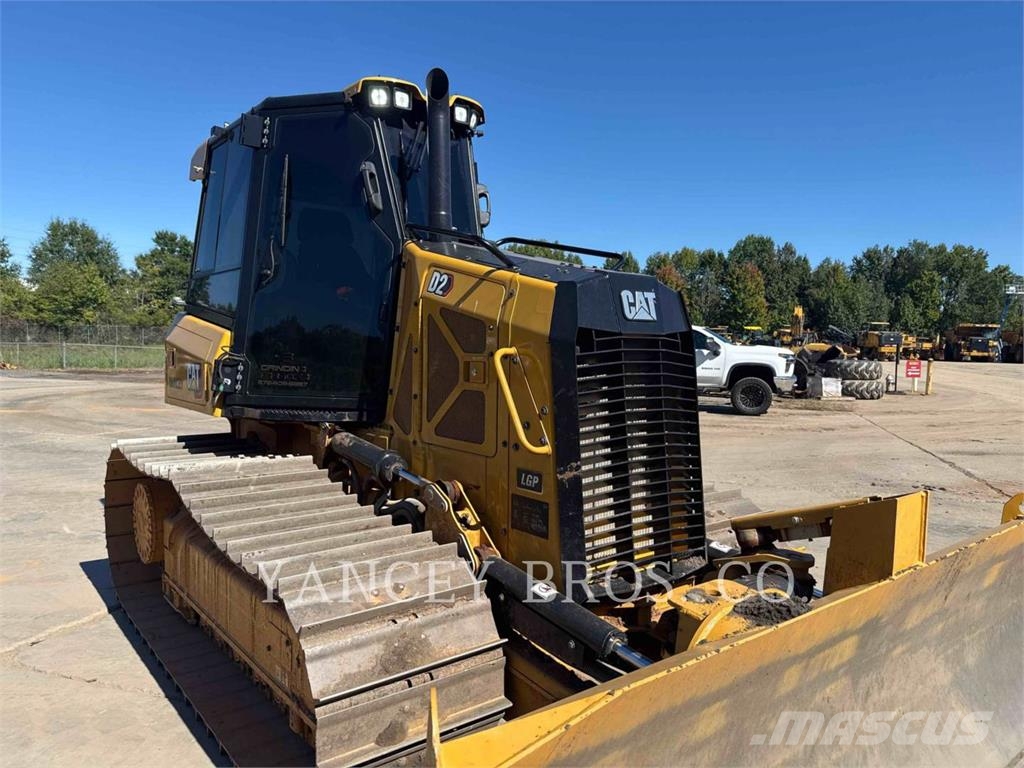 CAT D212LGP lánctalpas dózerek