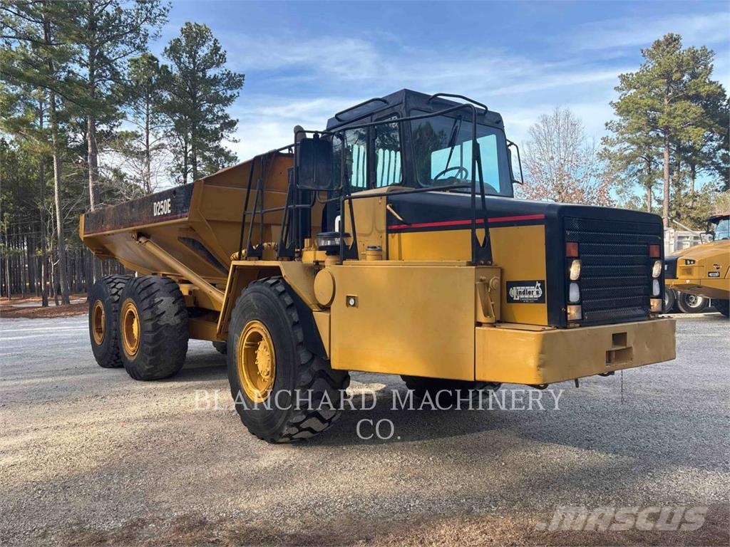 CAT D250EII Wozidła przegubowe