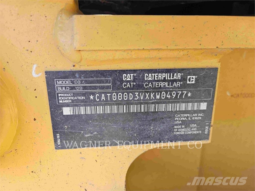 CAT D3 Buldožerji goseničarji