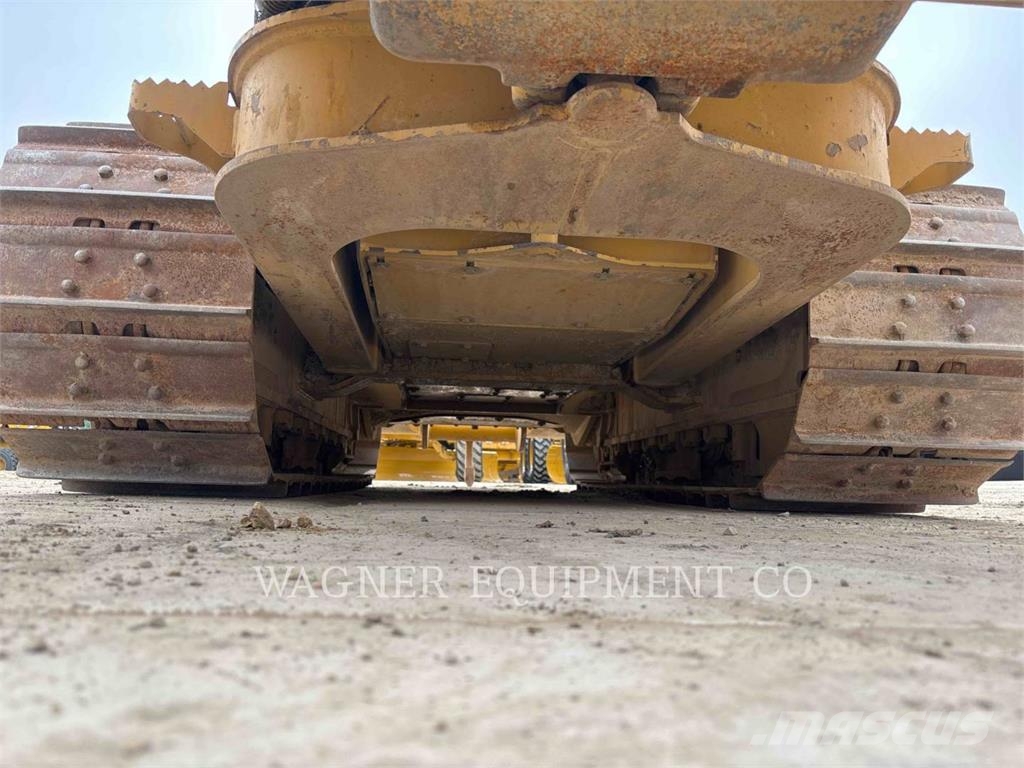 CAT D3 Kāpurķēžu buldozeri