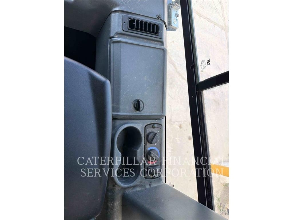 CAT D3-12B LGP Spycharki gąsienicowe