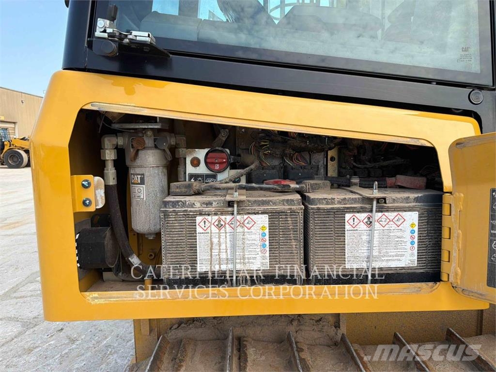 CAT D3-12B LGP Spycharki gąsienicowe