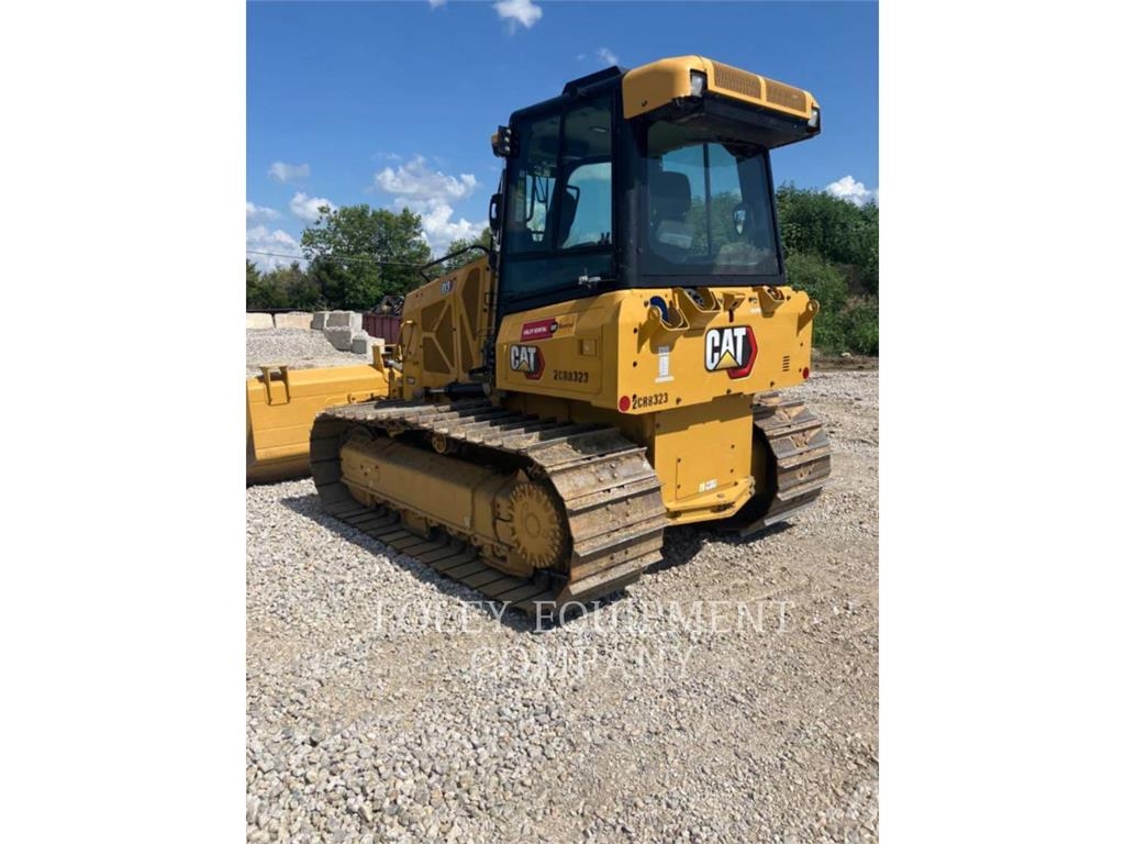 CAT D3-12LGI Buldožeri guseničari