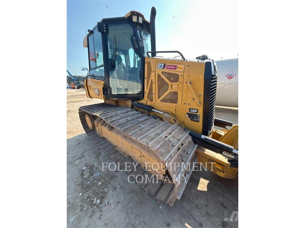 CAT D3-12LGI Buldooserid