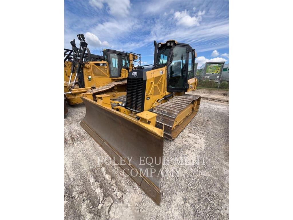 CAT D3-12LGI Buldožeri guseničari