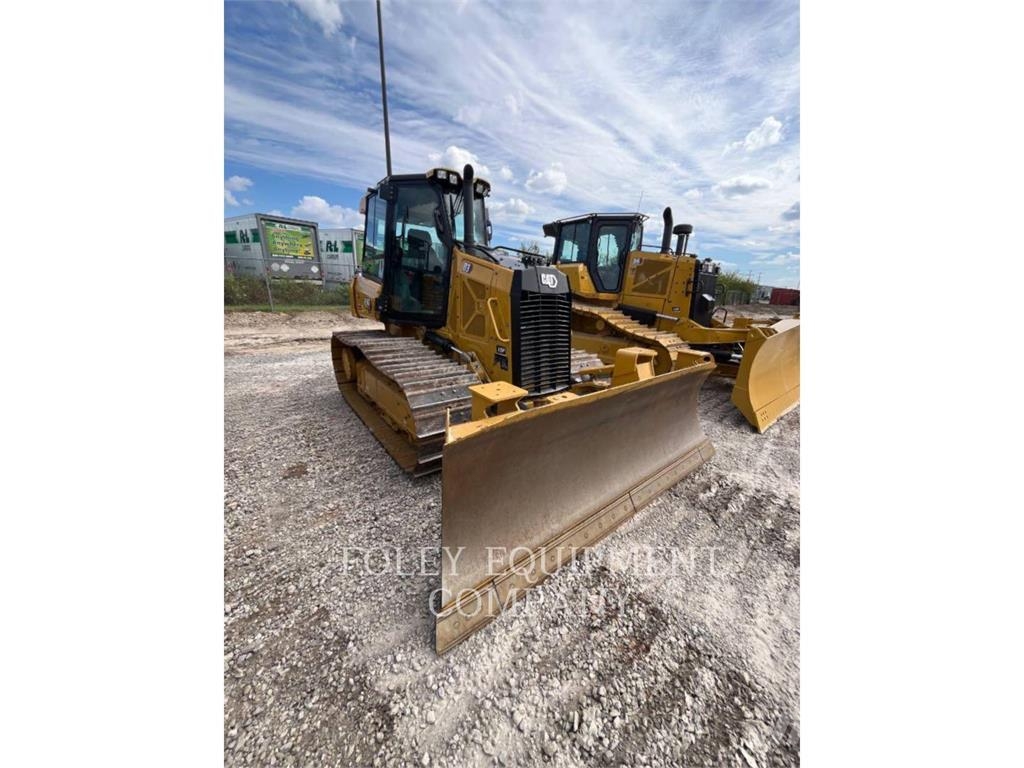 CAT D3-12LGI Buldožeri guseničari
