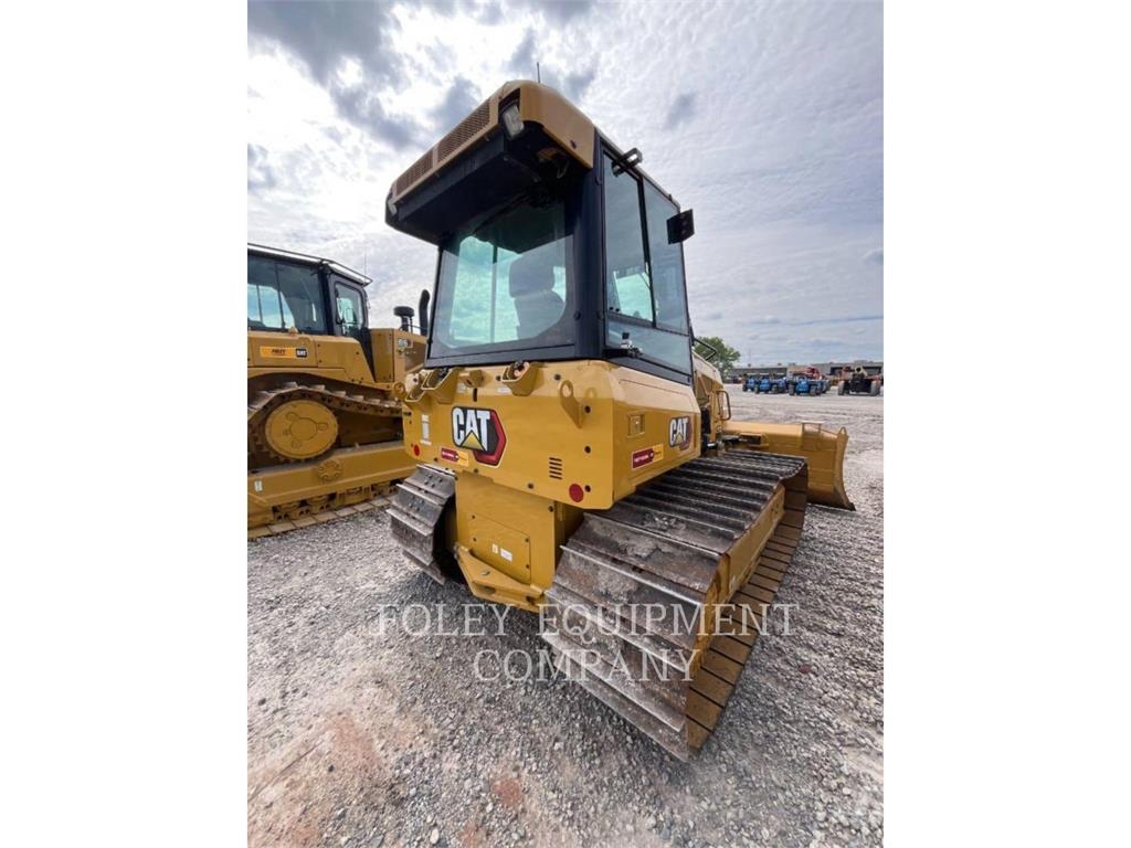 CAT D3-12LGI Buldožeri guseničari