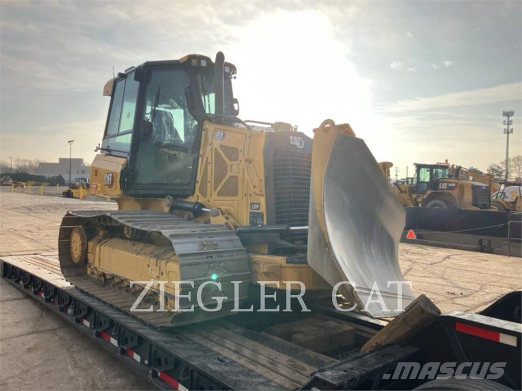 CAT D3-12LGP Buldožeri guseničari