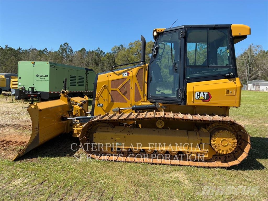 CAT D3-12LGP Buldožeri guseničari