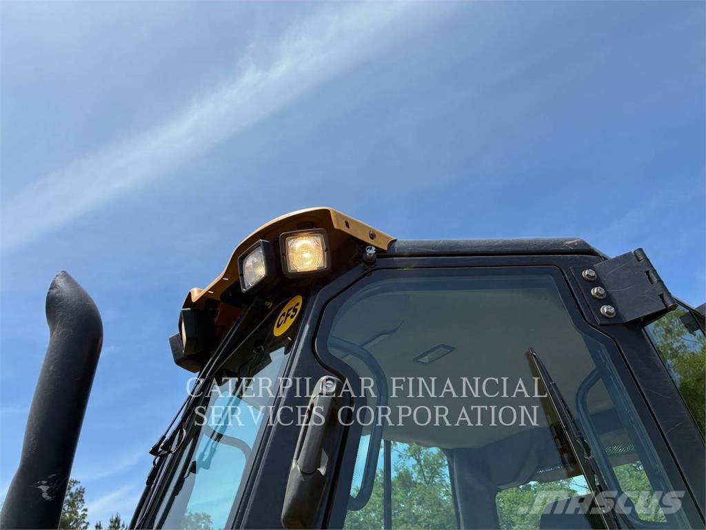 CAT D3-12LGP 履帶推土機