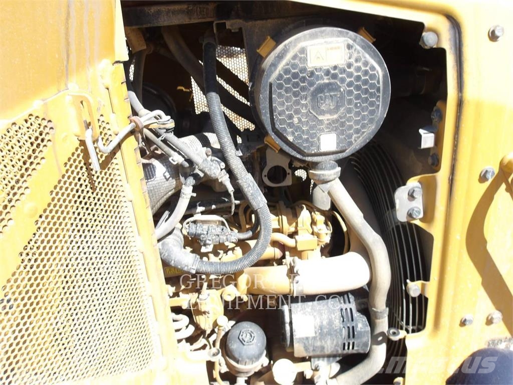 CAT D3-12LGP Telaketjupuskutraktorit