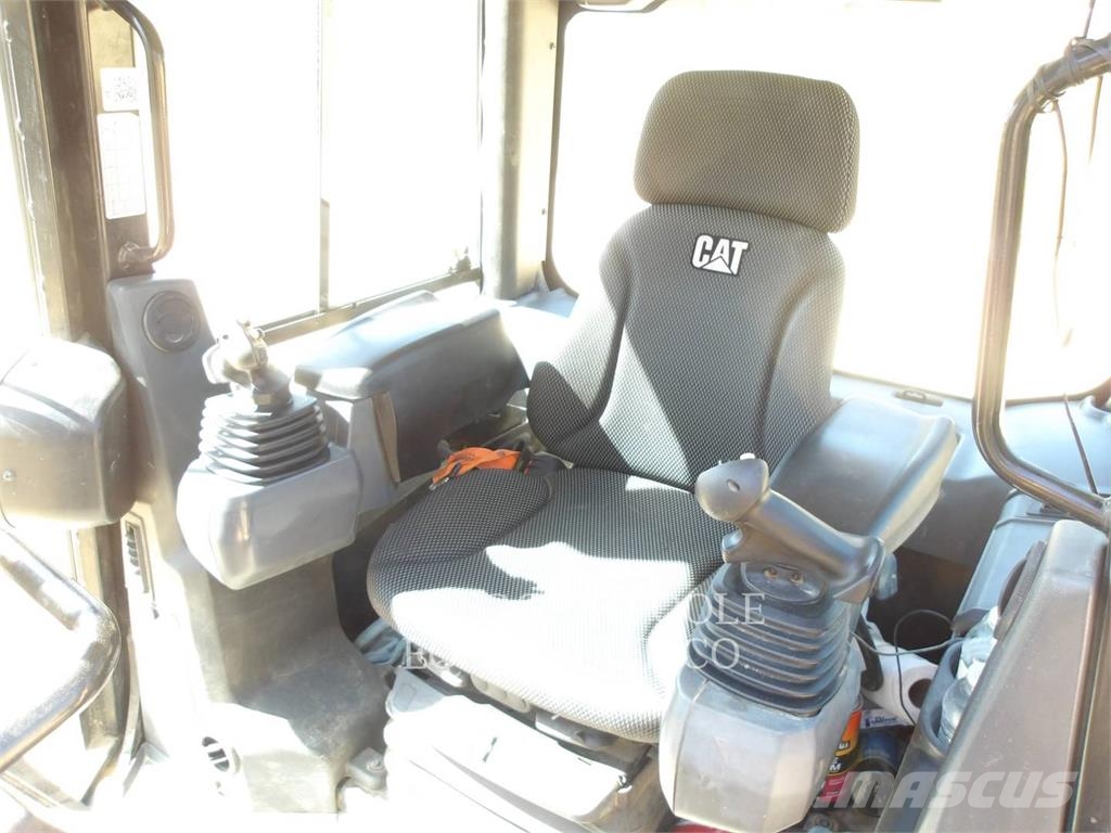 CAT D3-12LGP Telaketjupuskutraktorit