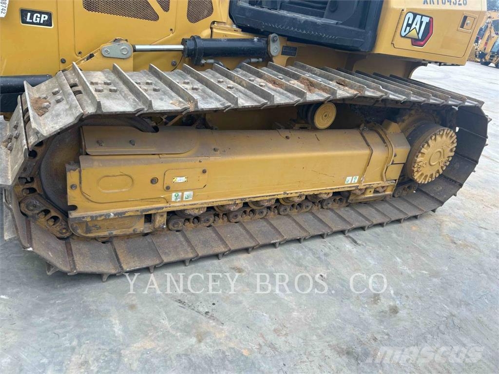 CAT D3 LGP Pásové dozéry