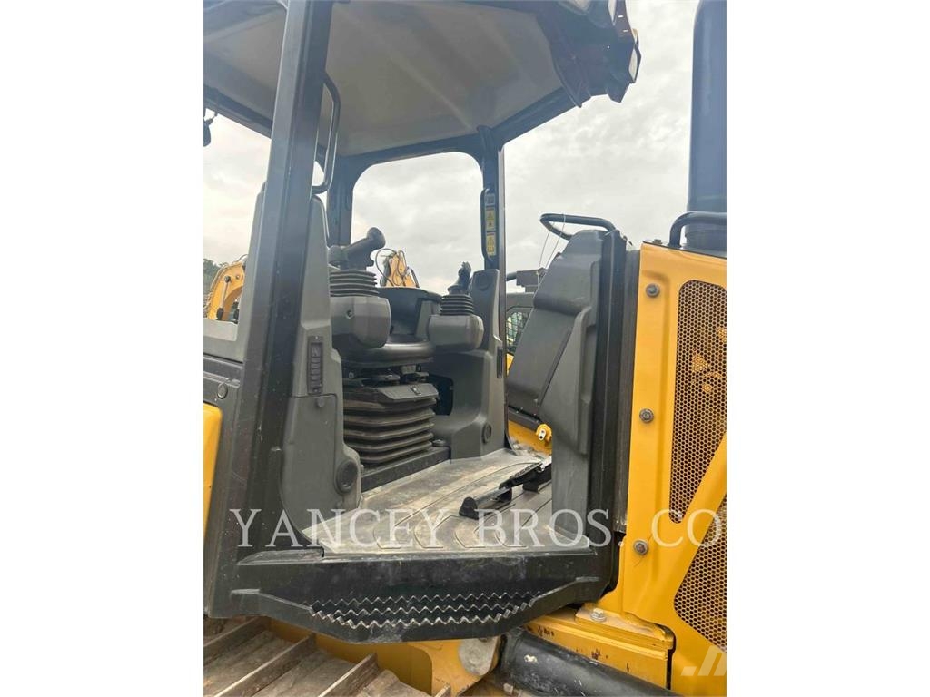 CAT D3 LGP Pásové dozéry