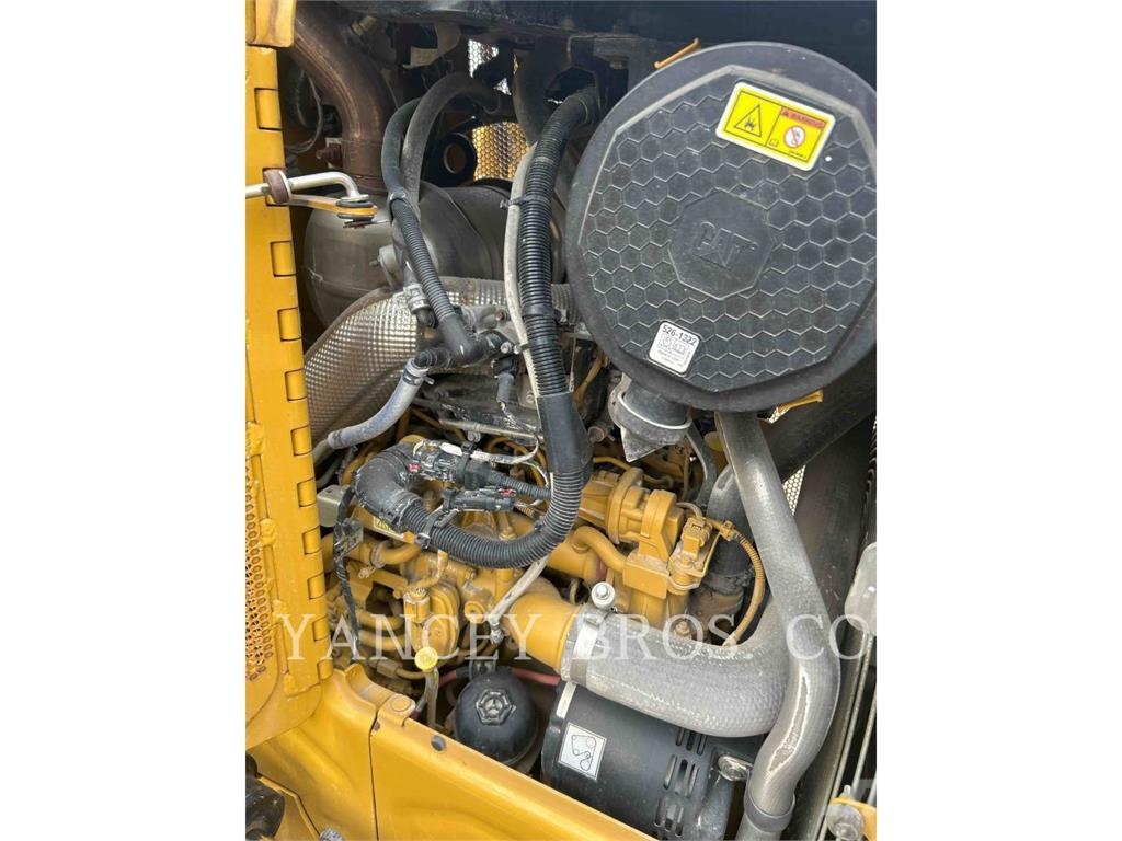 CAT D3 LGP Pásové dozéry
