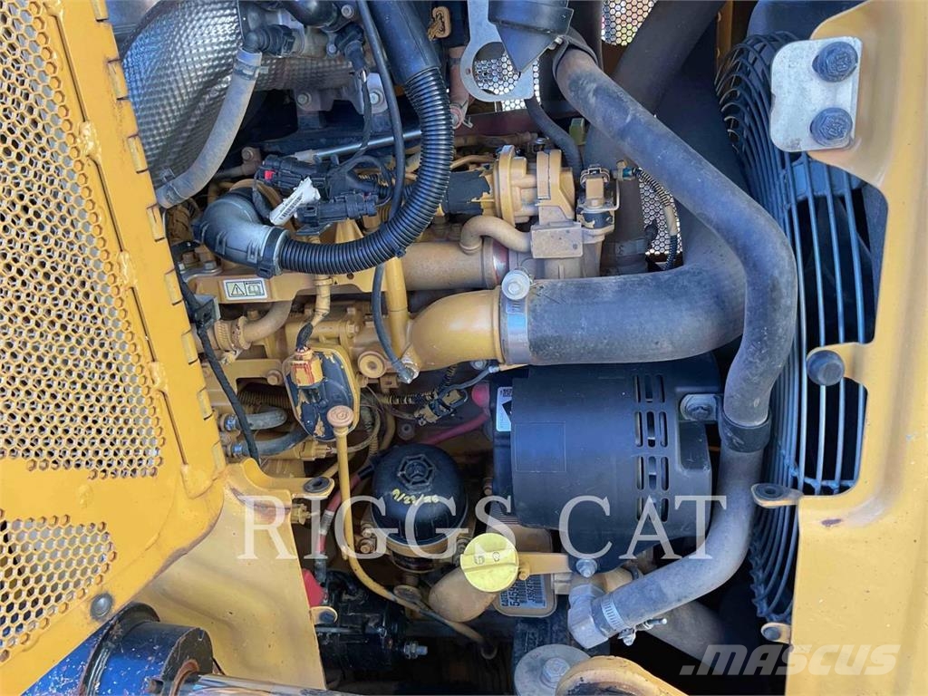 CAT D3 LGP AAG Гусеничні бульдозери