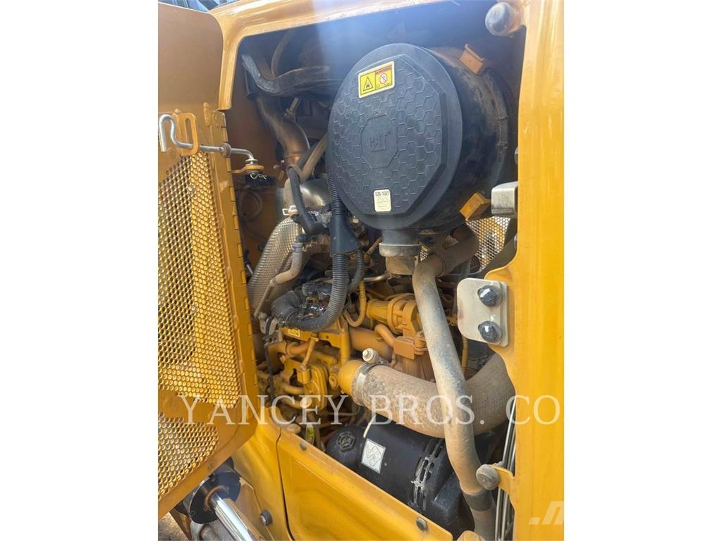 CAT D3 XL Kāpurķēžu buldozeri