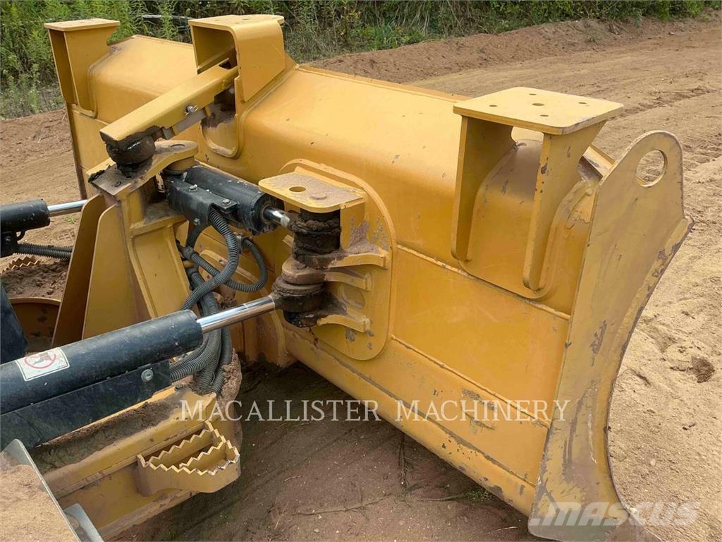 CAT D312 Buldožerji goseničarji