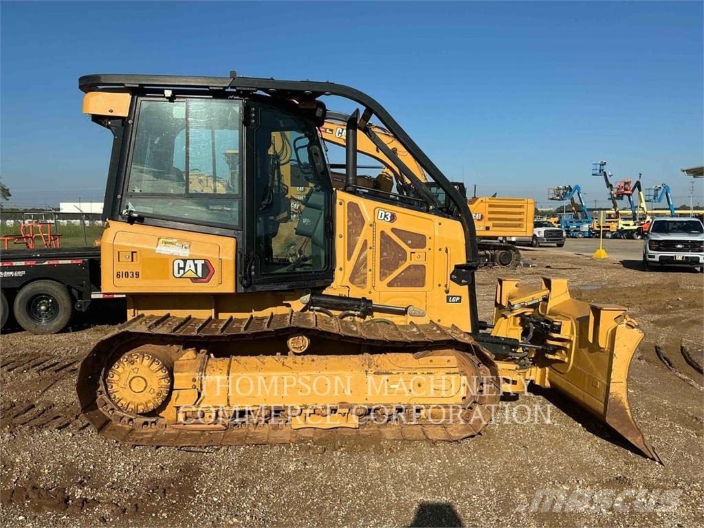 CAT D3LGP Buldožerji goseničarji
