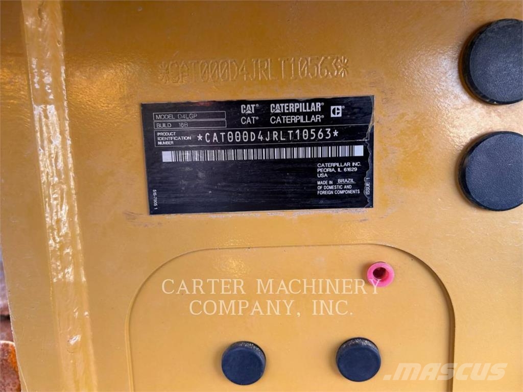 CAT D4-16LGPCG Kāpurķēžu buldozeri