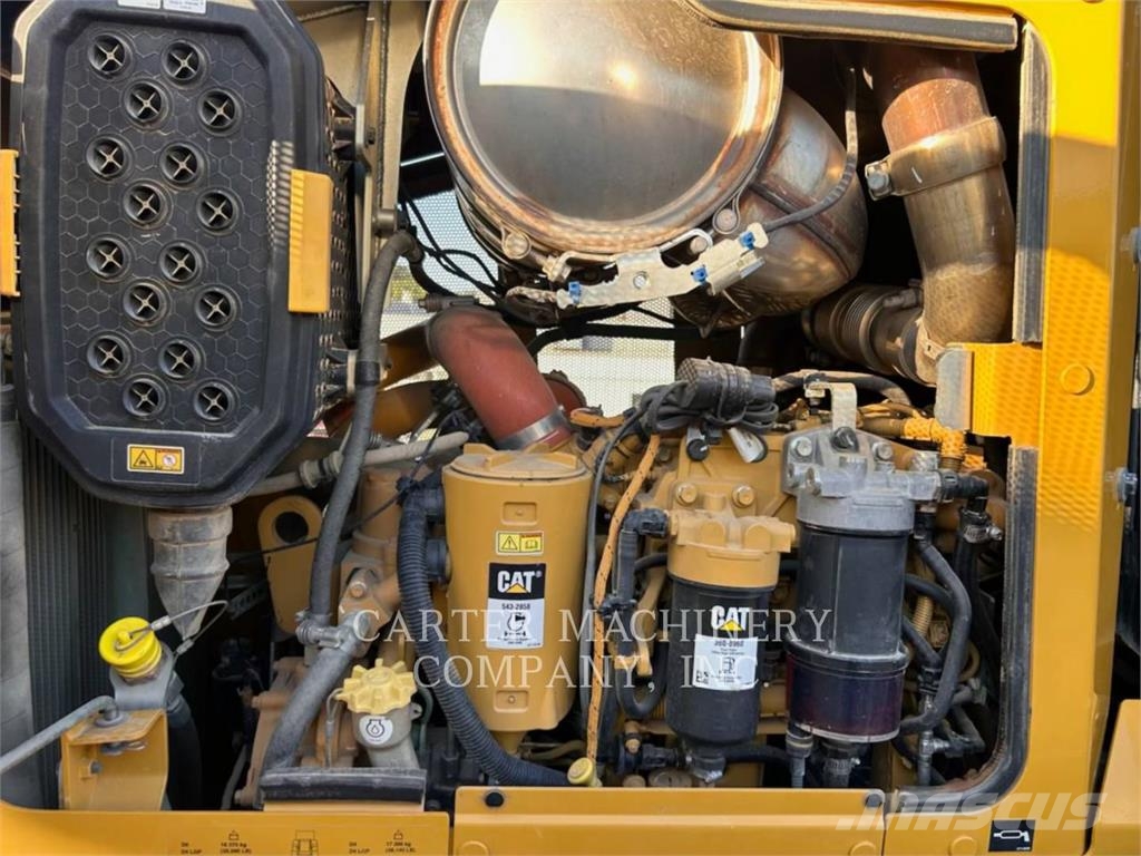 CAT D4-16LGPCG Kāpurķēžu buldozeri